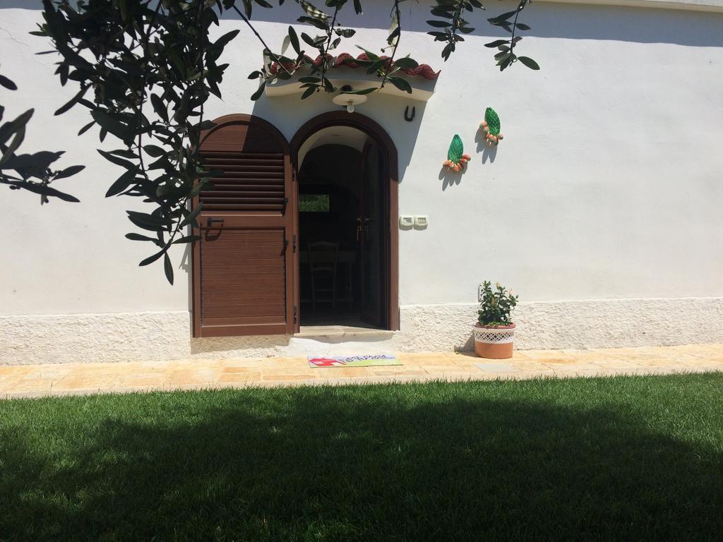 Villa Trullo Del Cavaliere Delle Gravine Castellaneta Exterior foto